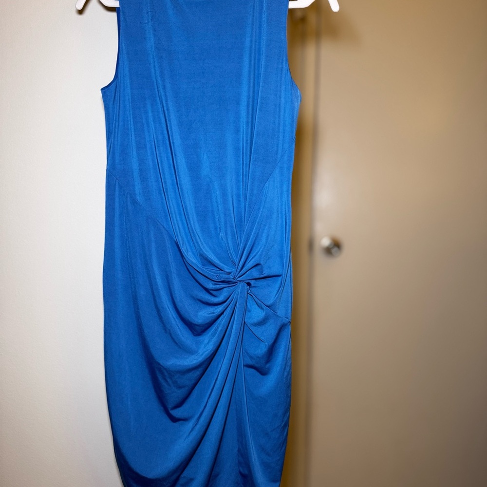 Elegant Blue Sleeveless Dress